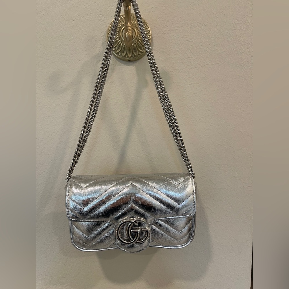 Gucci GG Marmont Mini Bag, NWT, in silver leather